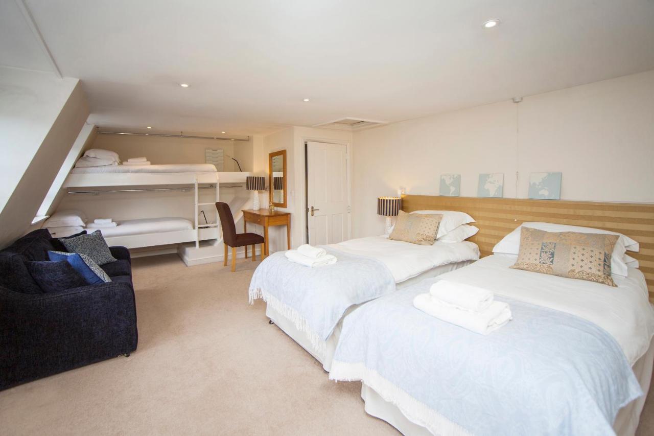 Stunning Spacious Central Apartment Near Parade Gardens バース エクステリア 写真