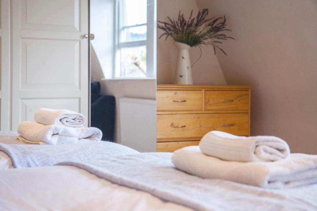 Stunning Spacious Central Apartment Near Parade Gardens バース エクステリア 写真